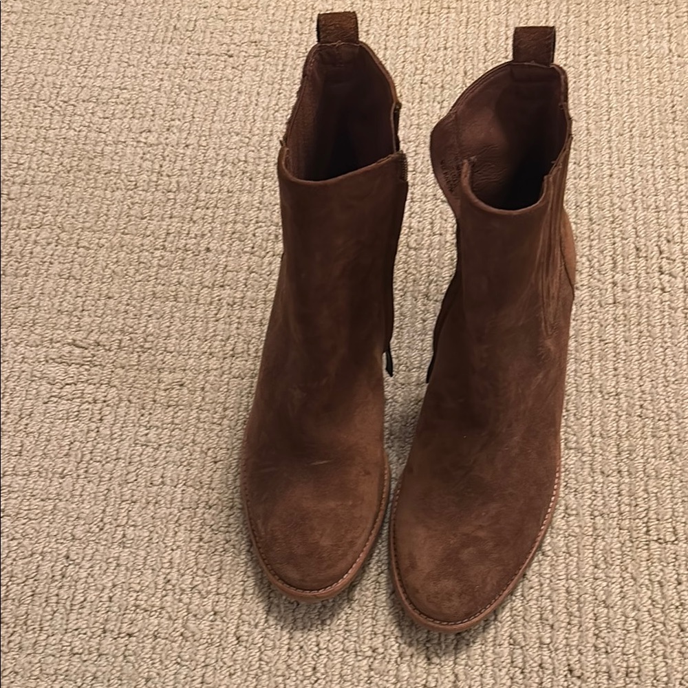 Paul Green Elegant Brown Suede Ankle Boots